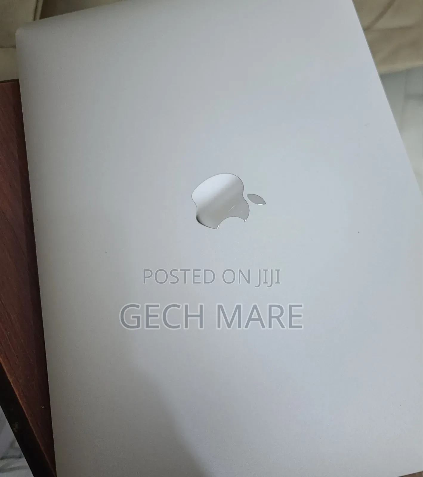 New Laptop Apple MacBook Pro 2021 M1 16GB Apple M1 Pro SSD 256GB