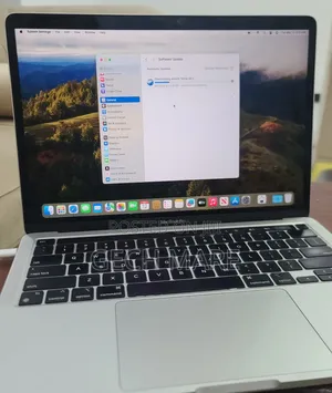 New Laptop Apple MacBook Pro 2021 M1 16GB Apple M1 Pro SSD 256GB