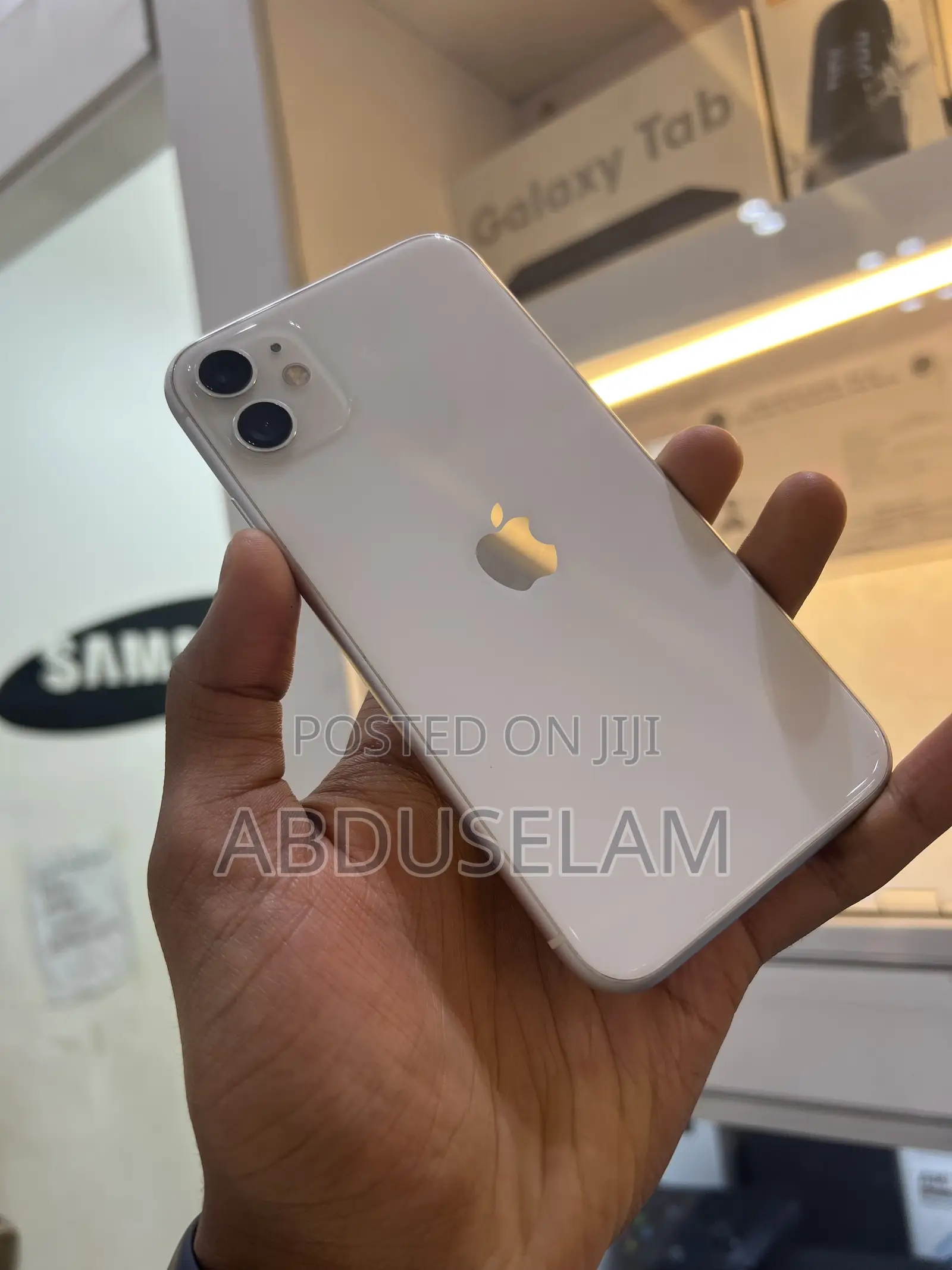 Apple iPhone 11 64 GB