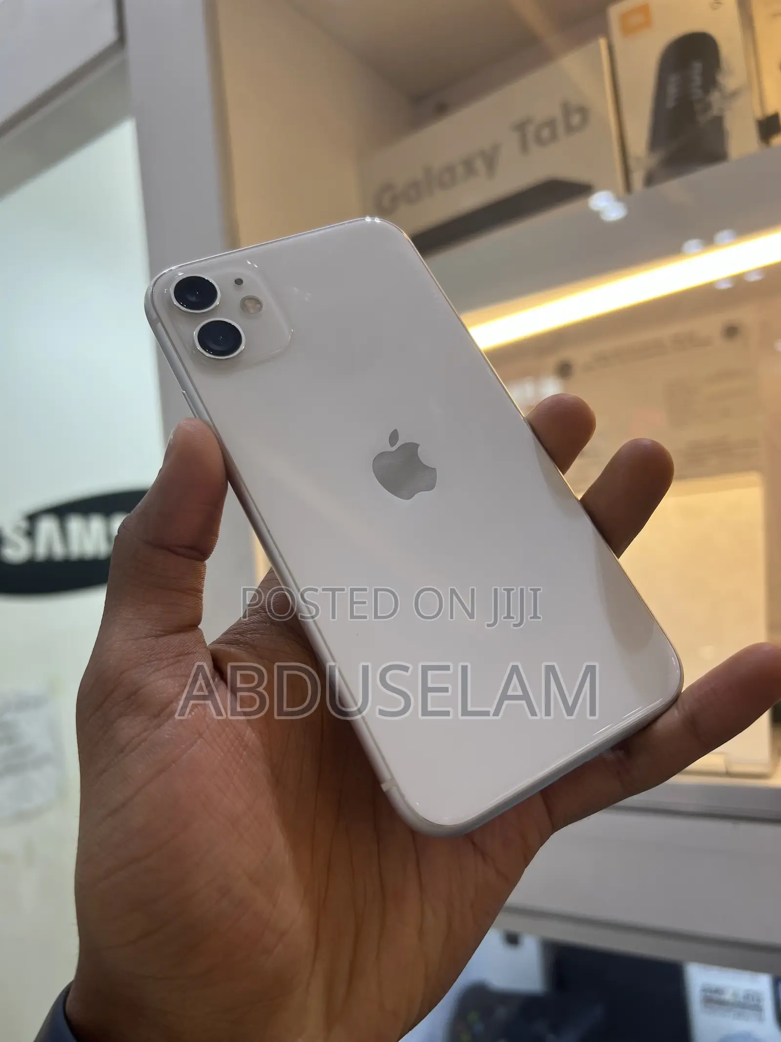 Apple iPhone 11 64 GB