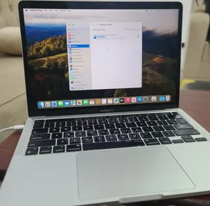 New Laptop Apple MacBook Pro 2021 M1 16GB Apple M1 Pro SSD 256GB