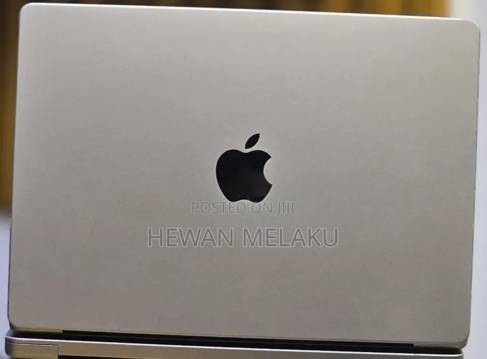 New Laptop Apple MacBook Pro 2021 M1 32GB Apple M1 Pro SSD 512GB