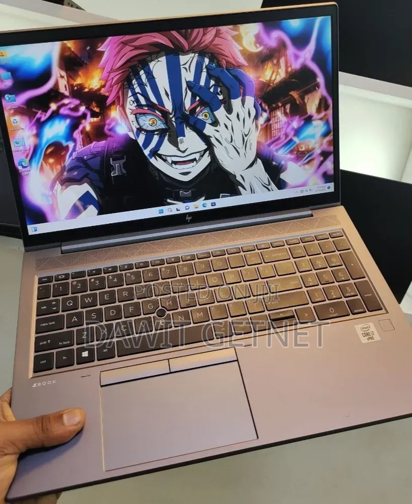 New Laptop HP ZBook Firefly 14 G10 16GB Intel Core i7 SSD 1T