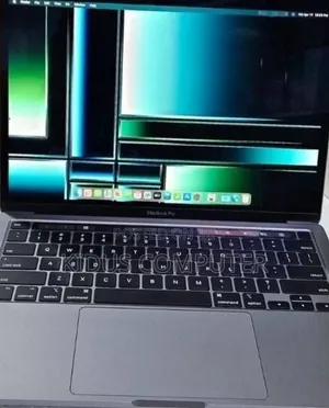 New Laptop Apple MacBook Pro 2022 M2 8GB Apple M2 SSD 256GB