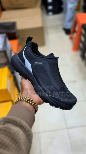 Ecco Casual Low-Top Shoes