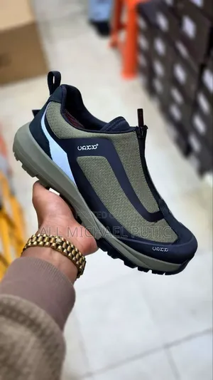 Ecco Casual Low-Top Shoes