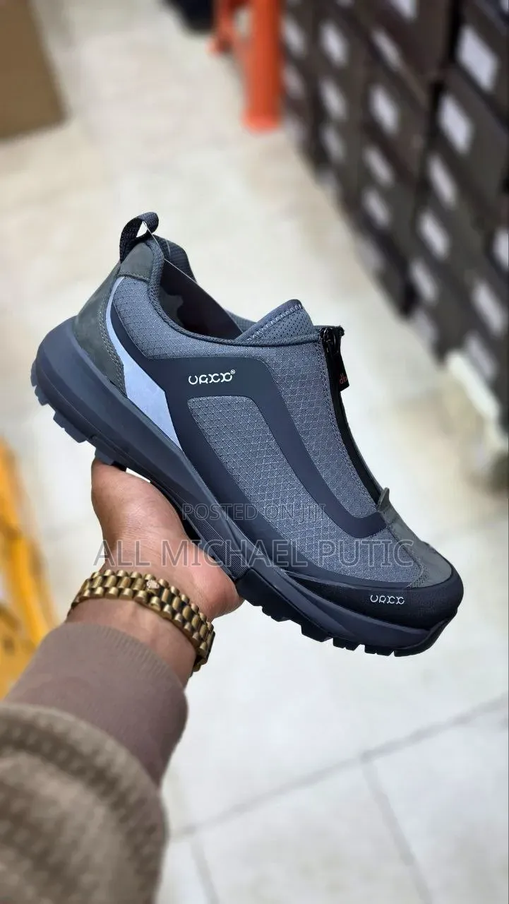Ecco Casual Low-Top Shoes