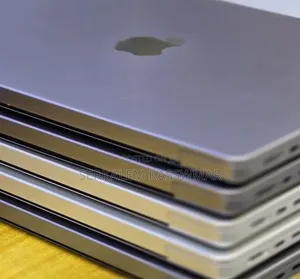 New Laptop Apple MacBook Pro 32GB Apple M1 Pro SSHD (Hybrid) 512GB