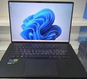 New Laptop Asus ROG Zephyrus G15 16GB Intel Core i9 SSD 1T