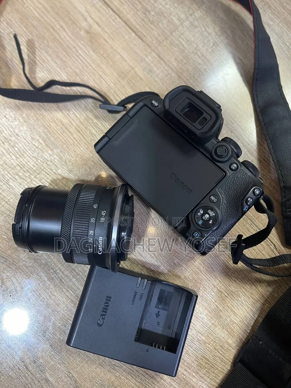 R10 Canon .