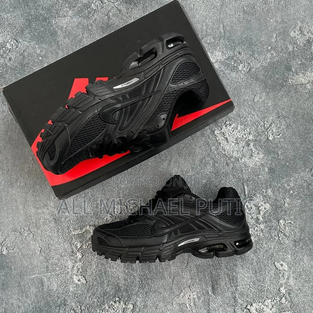 Nike Air Max Moto Shoes