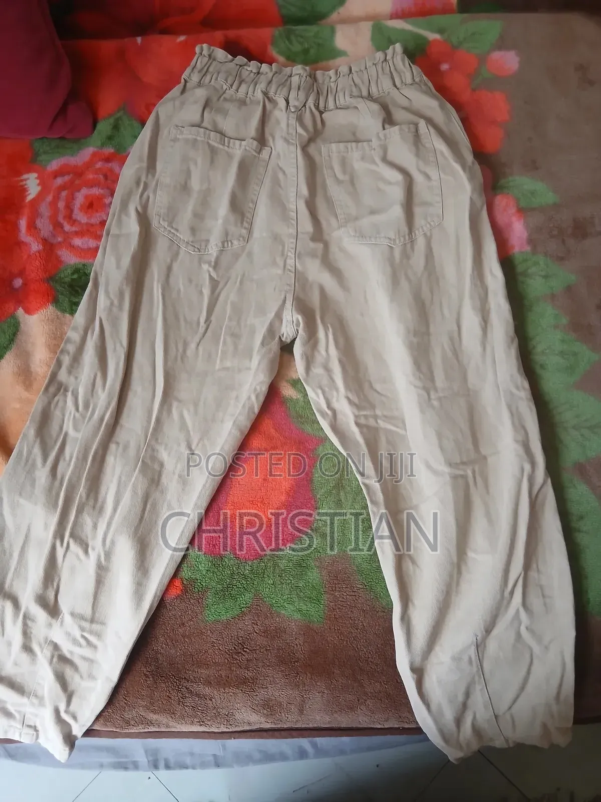 Stradivarius Cute Beige Jeans