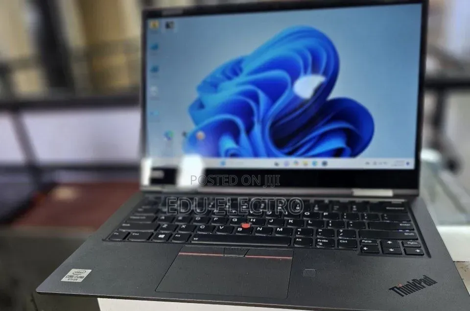 New Laptop Lenovo ThinkPad X1 Yoga 16GB Intel Core i7 SSD 512GB