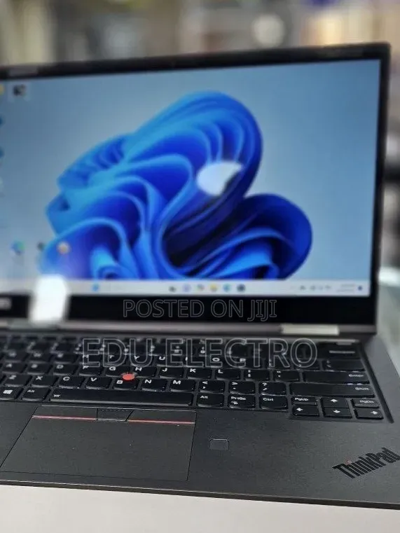 New Laptop Lenovo ThinkPad X1 Yoga 16GB Intel Core i7 SSD 512GB