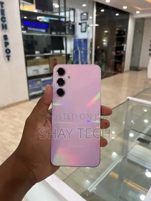 New Samsung Galaxy A55 128 GB Pink