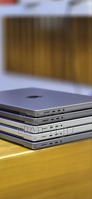 New Laptop Apple MacBook Pro 2021 M1 Max 32GB Apple M1 SSD 512GB