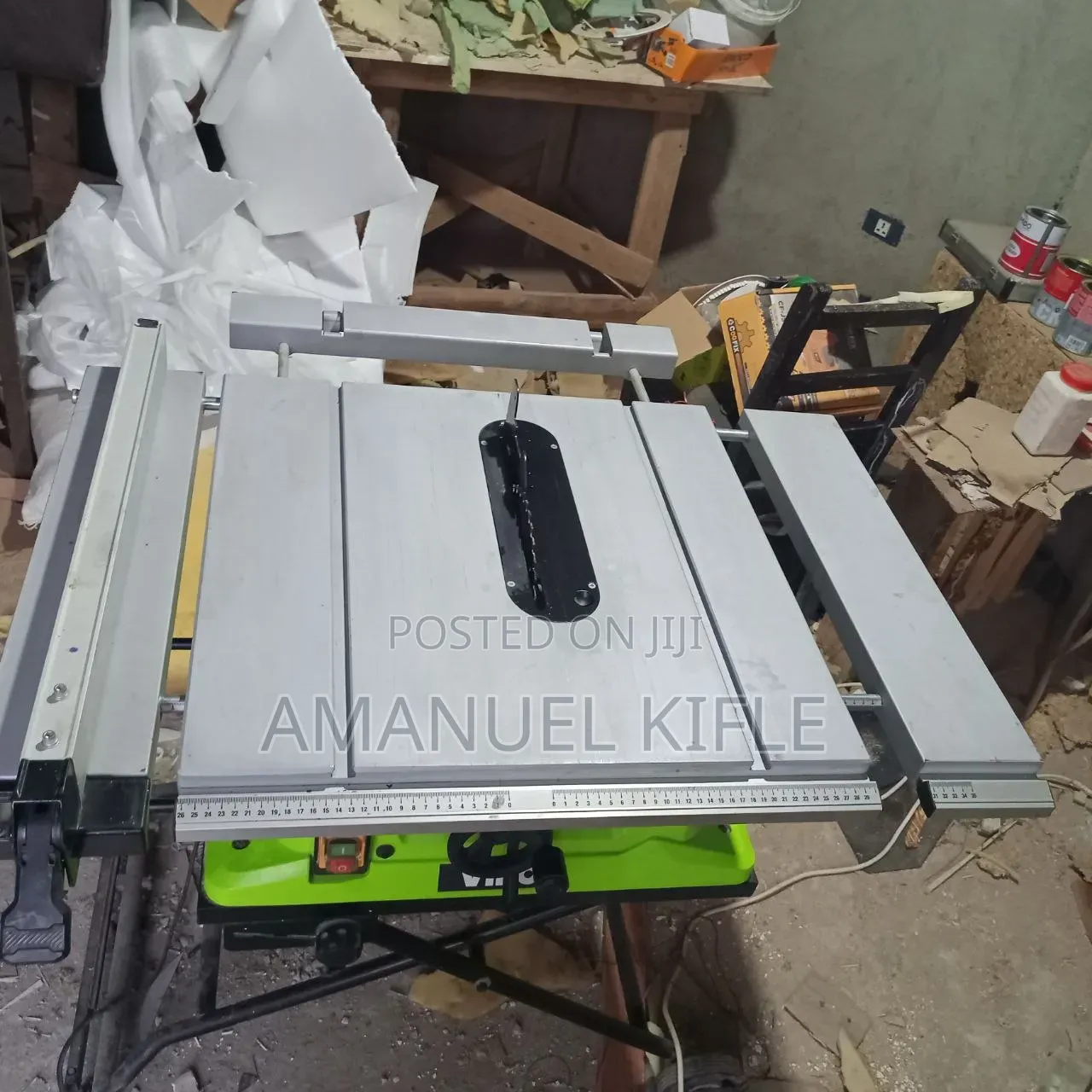 Vido Table Saw