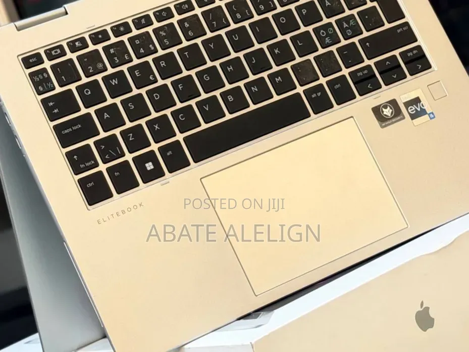 New Laptop HP EliteBook 1040 G8 16GB Intel Core i5 SSD 512GB