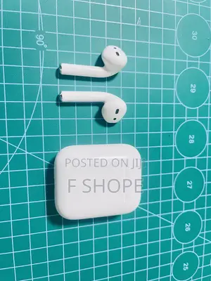 Original Apple AirPods 2nd Gen (Used / በጥሩ ሁኔታ ላይ ያለ) - 100% Genuine