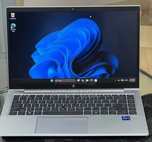 New Laptop HP EliteBook 840 G8 16GB Intel Core i7 SSD 512GB