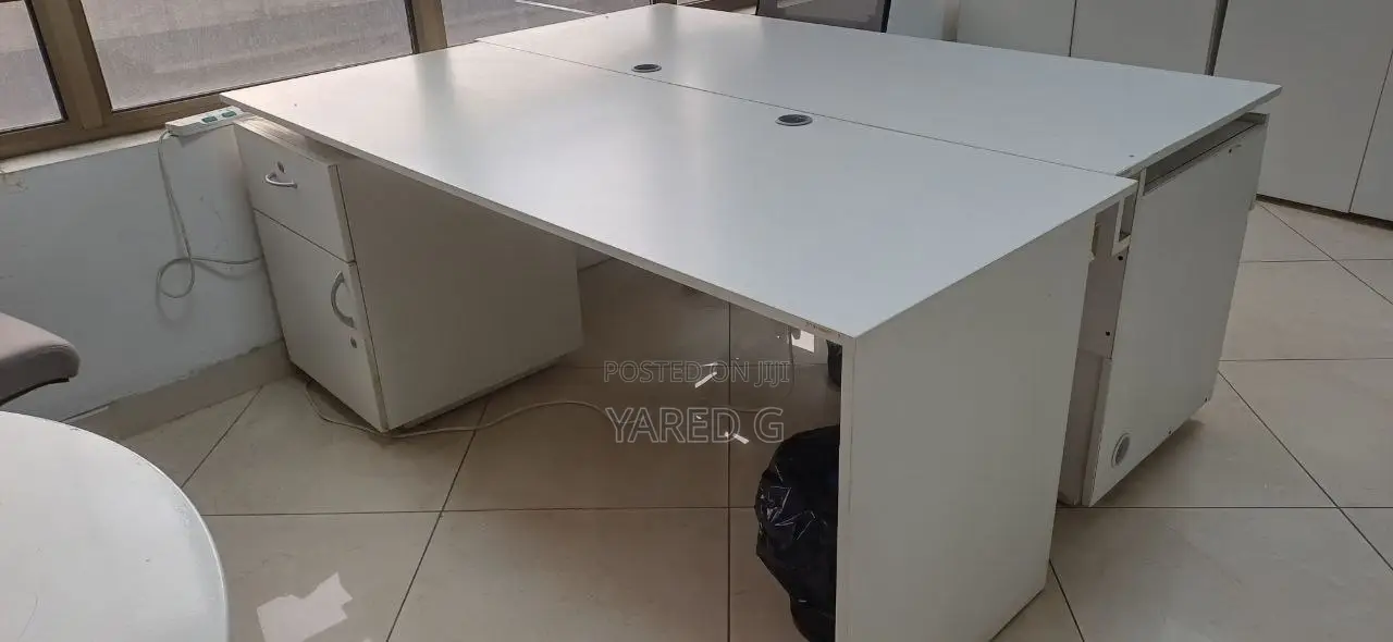 Office Desks (Urgent!)