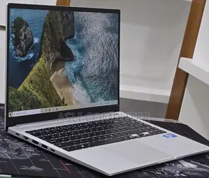 New Laptop Samsung Galaxy Book4 16GB Intel Core Ultra 7 SSD 512GB