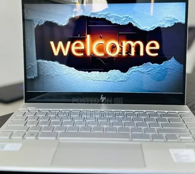New Laptop HP Envy 13 8GB Intel Core i5 SSD 512GB