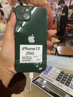 New Apple iPhone 13 256 GB