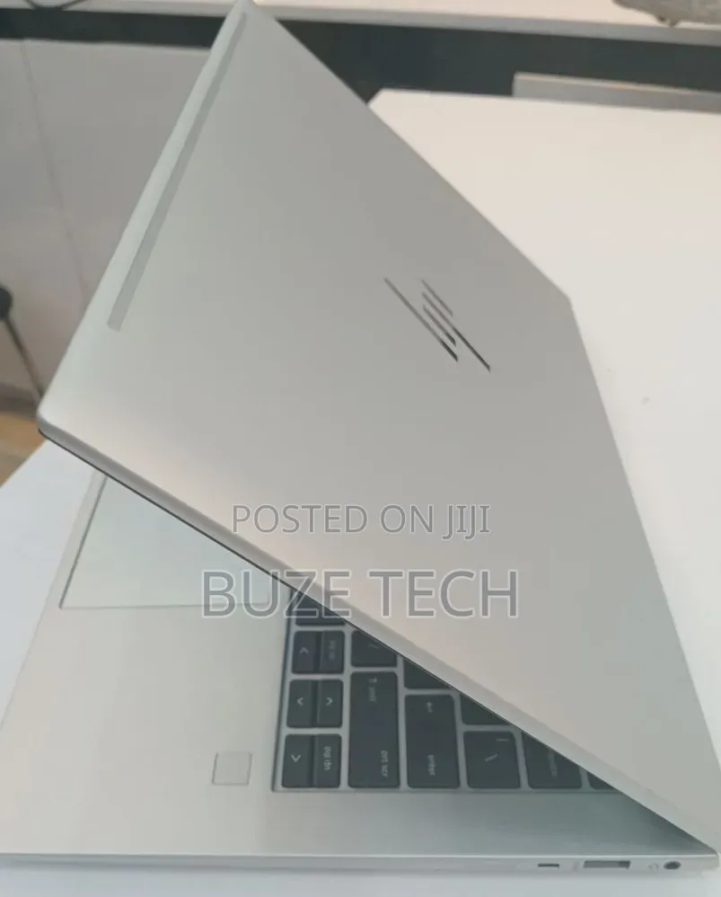 New Laptop HP EliteBook 840 G9 16GB Intel Core i7 SSD 512GB