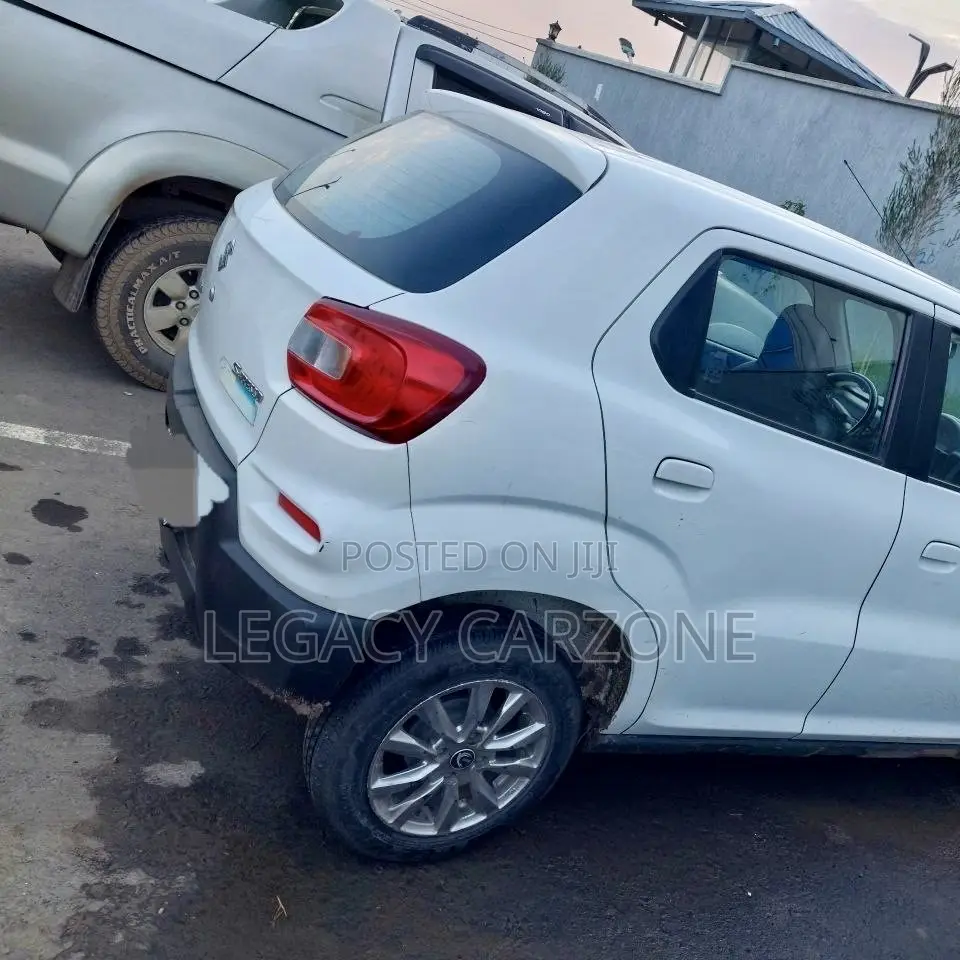 Suzuki S-Presso 2021 White