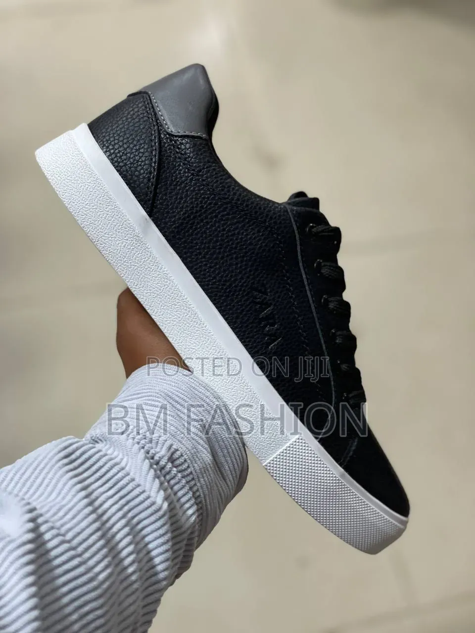 Zara Quality Flats Smooth Black White