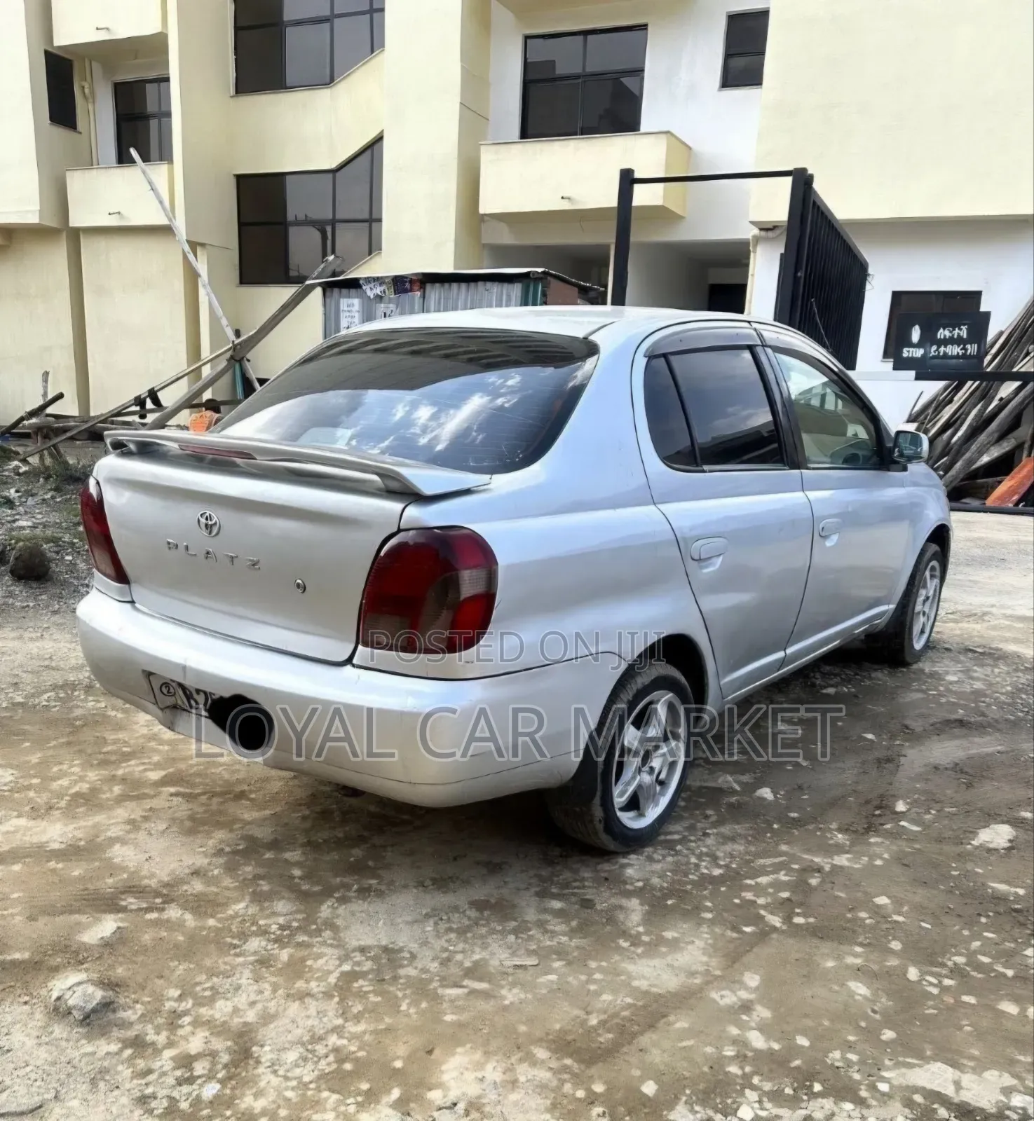 Toyota Platz 2001 Silver