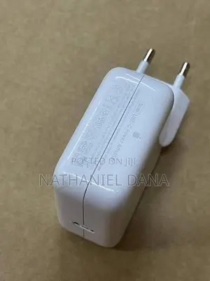 Apple 30W USB-C Power Adapter