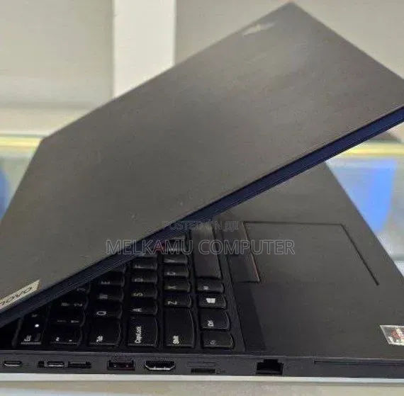 New Laptop Lenovo Ideapad 3 8GB AMD Ryzen 5 SSD 256GB