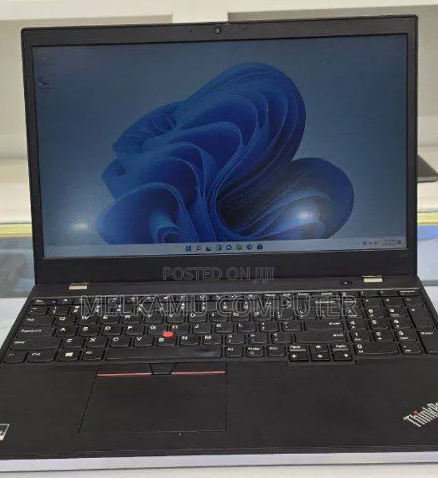 New Laptop Lenovo Ideapad 3 8GB AMD Ryzen 5 SSD 256GB