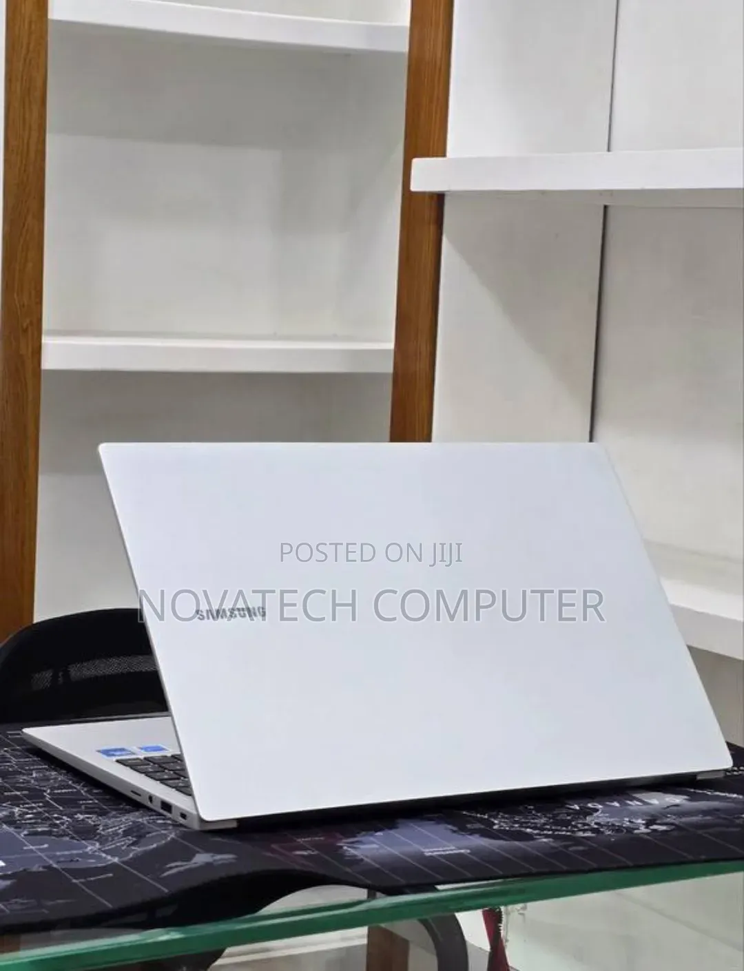 New Laptop Samsung Galaxy Book4 16GB Intel Core 7 SSD 512GB