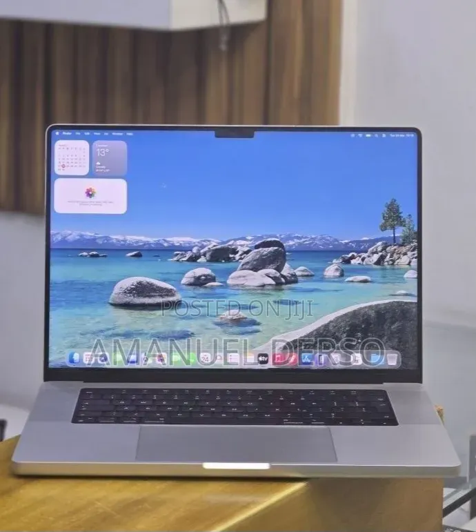 New Laptop Apple MacBook Pro 2021 M1 32GB Apple M1 Pro SSD 512GB