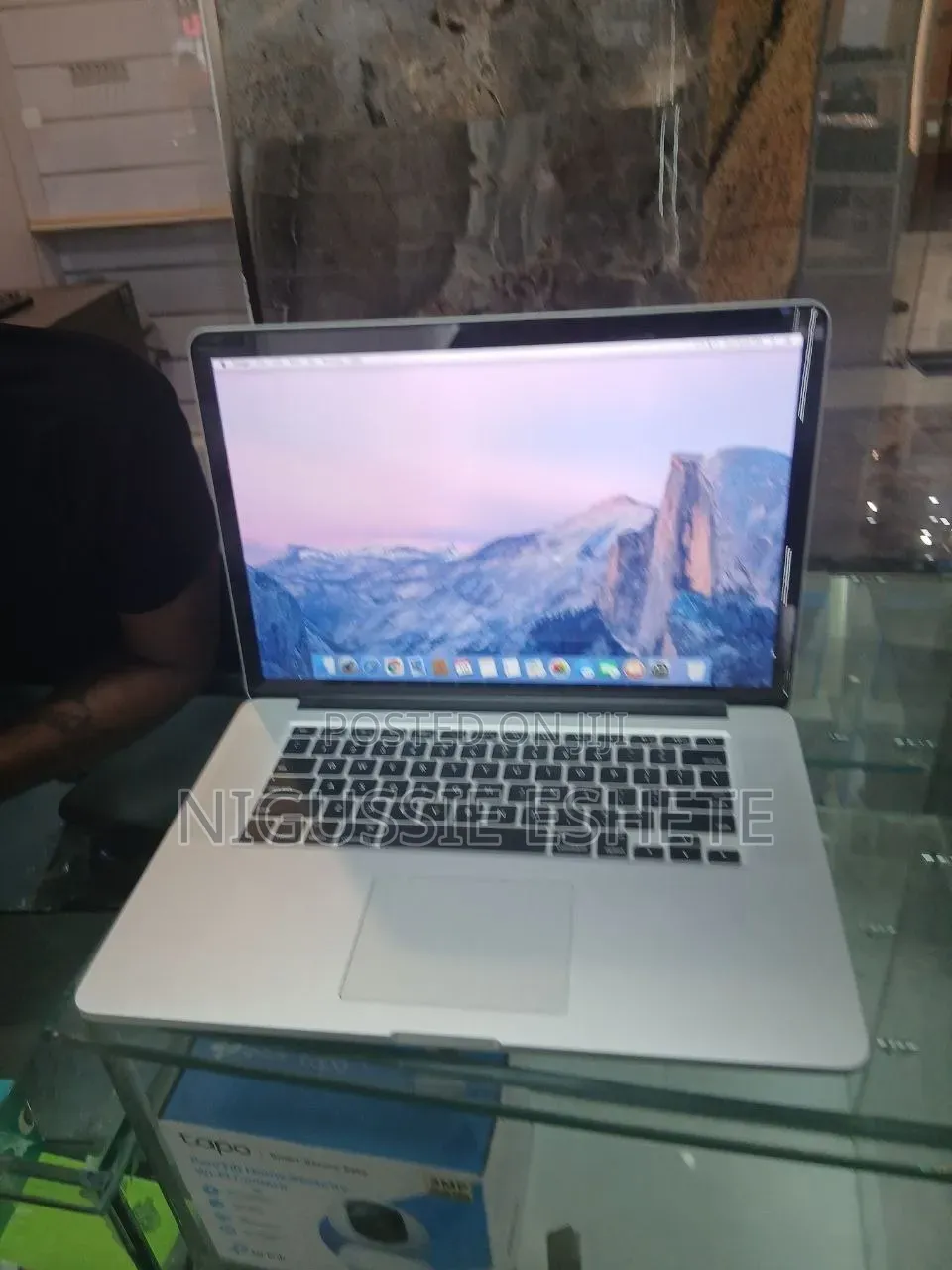 New Laptop Apple MacBook 2015 16GB Intel Core i5 SSD 512GB