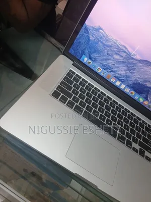 New Laptop Apple MacBook 2015 16GB Intel Core i5 SSD 512GB