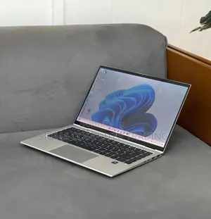 New Laptop HP EliteBook 1040 G8 16GB Intel Core i7 SSD 512GB
