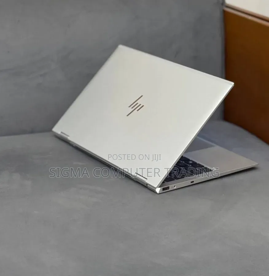 New Laptop HP EliteBook 1040 G8 16GB Intel Core i7 SSD 512GB