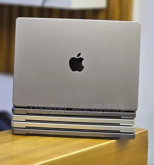 New Laptop Apple MacBook Pro 2021 M1 16GB Apple M1 Pro SSD 512GB