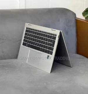 New Laptop HP EliteBook 830 G9 16GB Intel Core i5 SSD 512GB