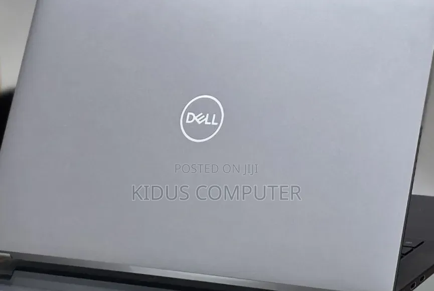 New Laptop Dell Precision 5540 16GB Intel Core i7 SSD 512GB
