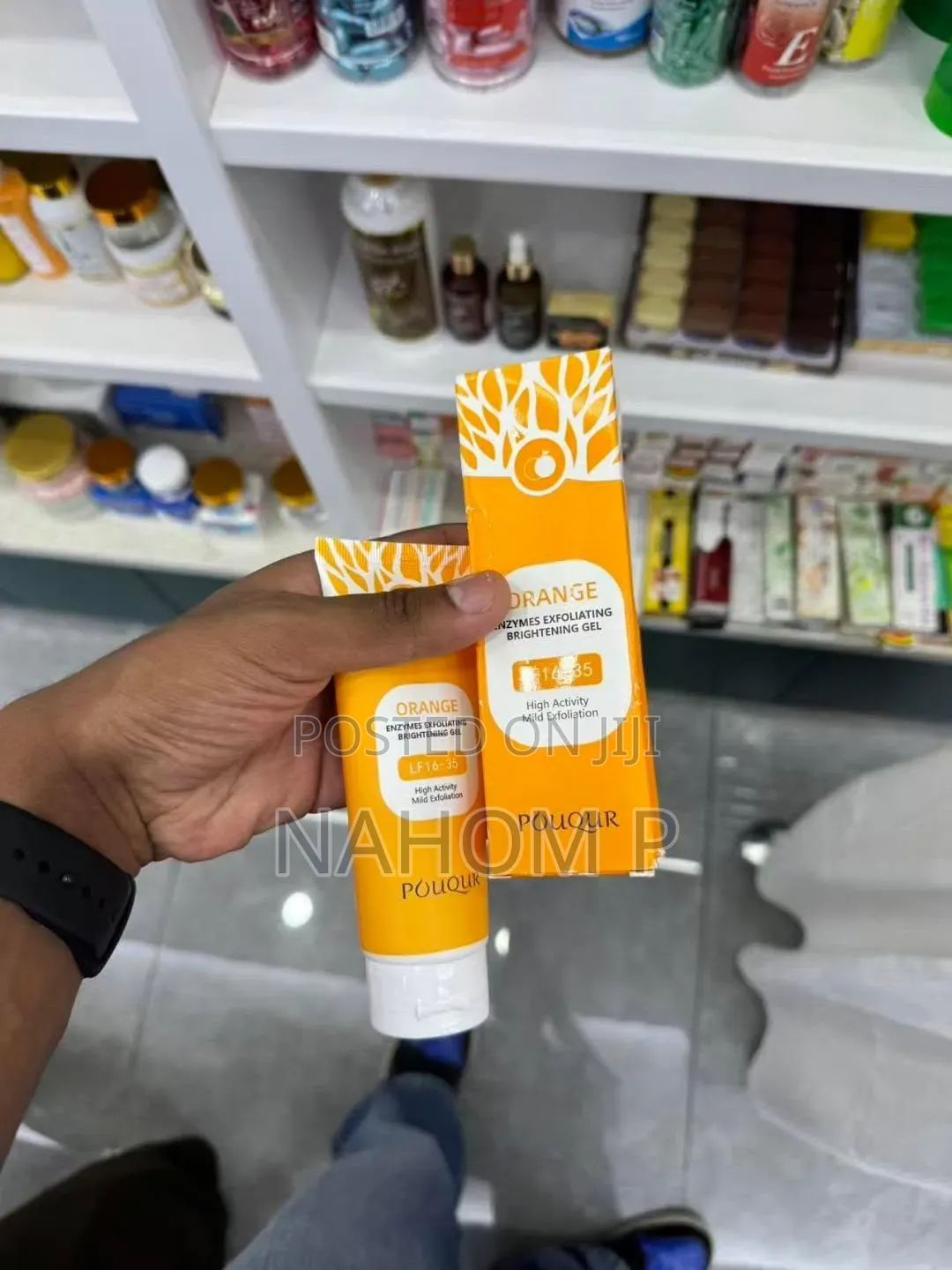 Orange Enzymes Exfoliating Brightening