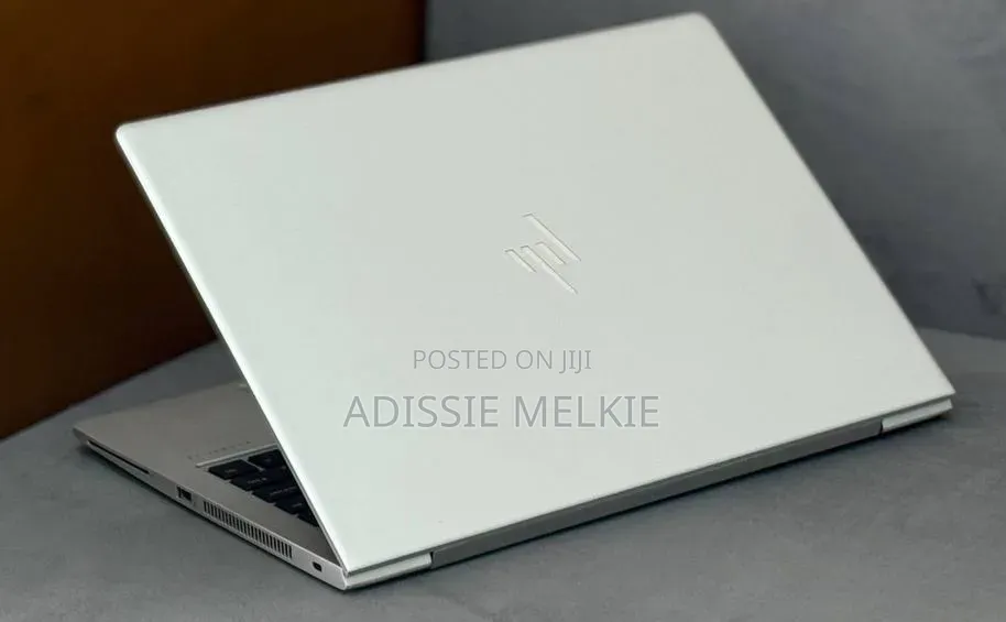 New Laptop HP EliteBook 830 G5 8GB Intel Core i5 SSD 512GB