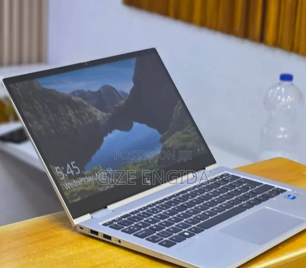 New Laptop HP EliteBook 830 G8 16GB Intel Core i5 SSD 512GB