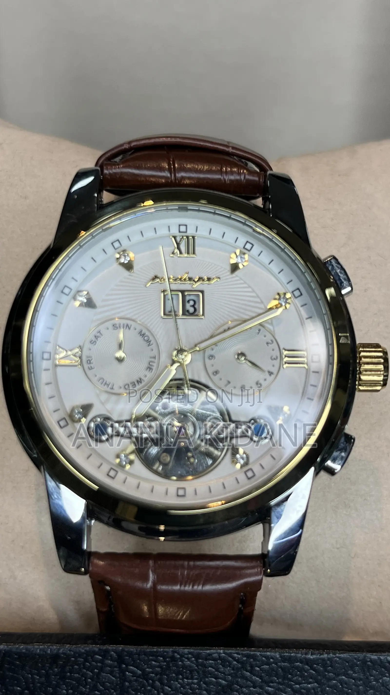 Poedagar Men’s Leather Watch