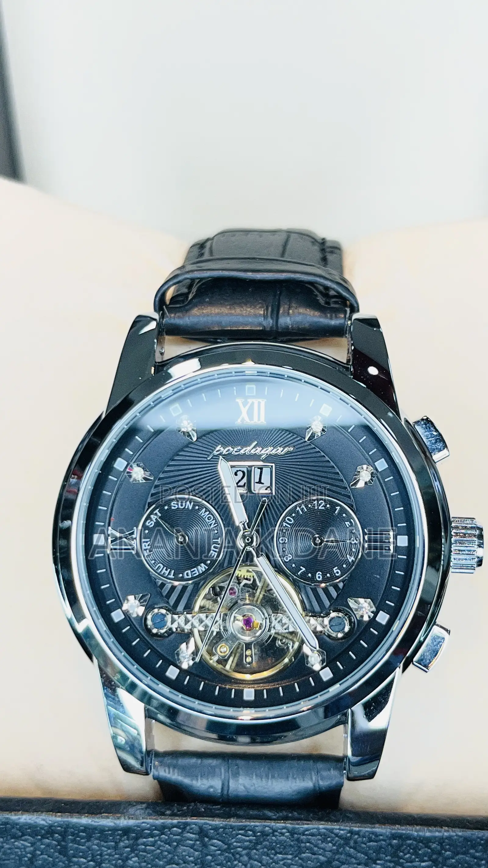 Poedagar Men’s Leather Watch