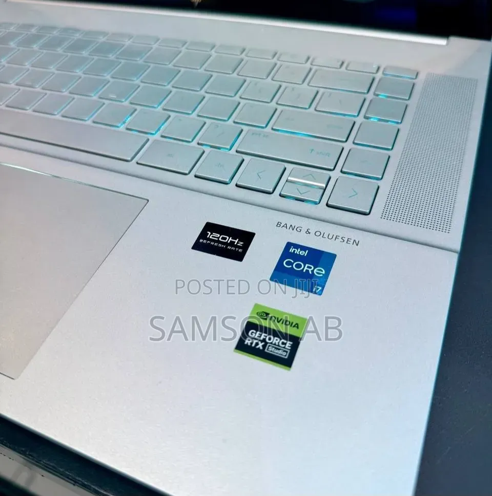 New Laptop HP Envy 15 12GB Intel Core i7 SSD 512GB